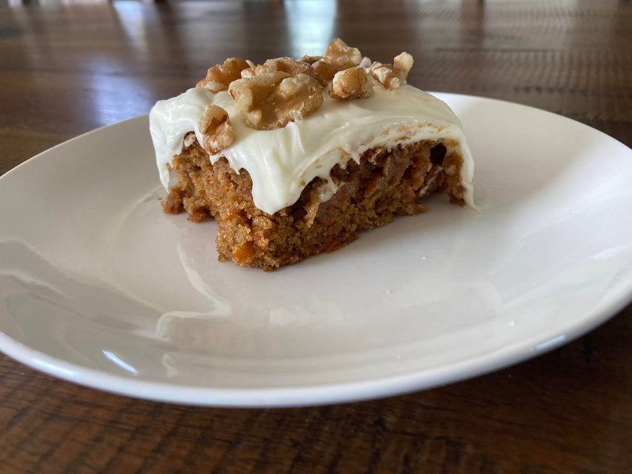 Easy Carrot Cake with Smoked Nuts